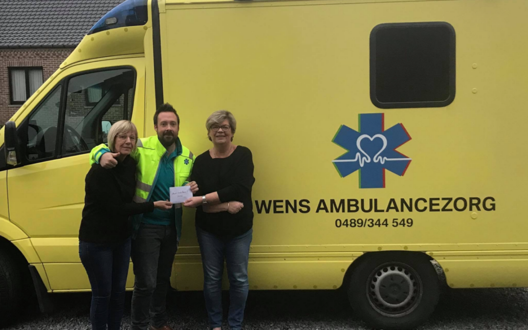 Wensambulance donatie van Linda